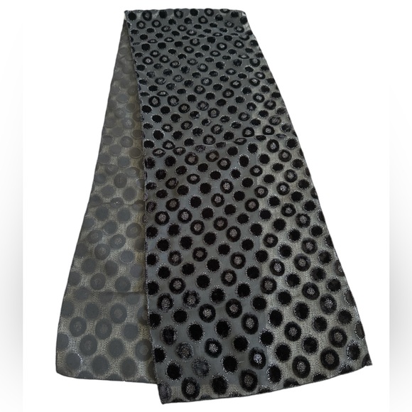 🚩SOLD🚩Black/Silver Chiffon Velvet Scarf Teardrop - Picture 3 of 5